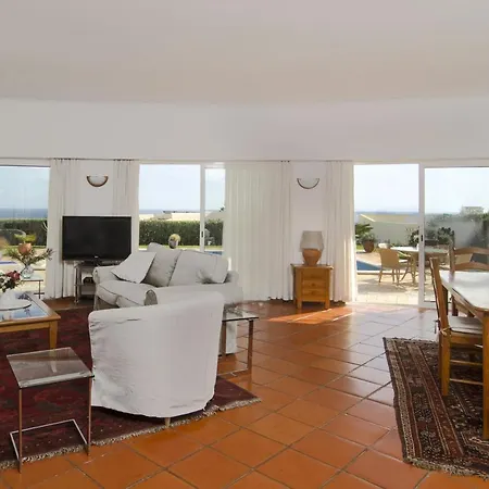 Camena, Private Pool, Sea View, Residential Area Outside Of The Village Da Villa